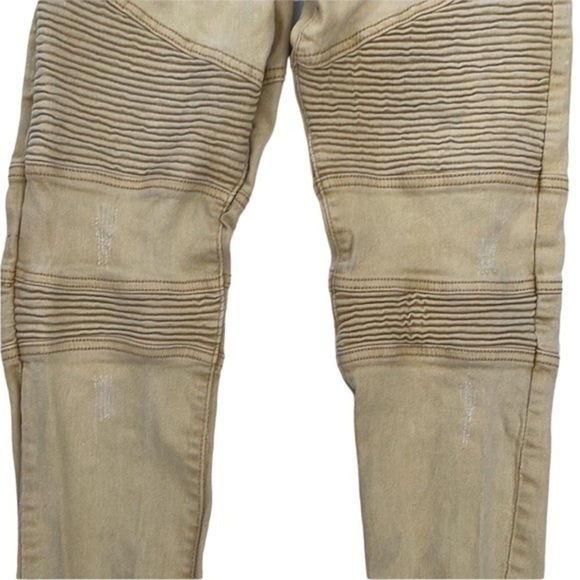 Skinny Jeans - Picture 3 of 10